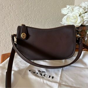 Coach Swinger Bag